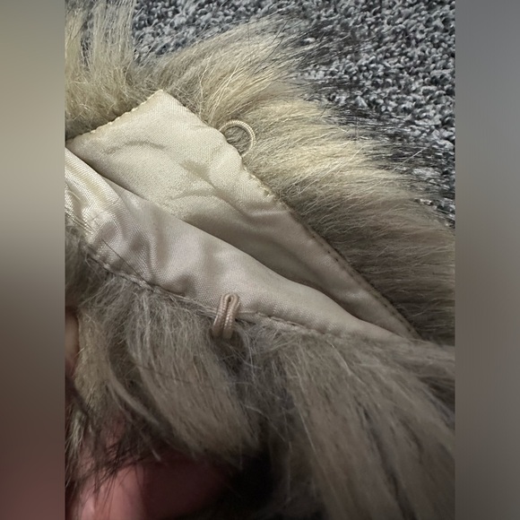 Michael Michael Kors Cropped Faux Fur Jacket with 3/4 Sleeves, Size M - Picture 5 of 7